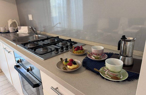 Sottomarina Apartment | Casa Helios - Two Bedroom Apartment, Sleeps 6