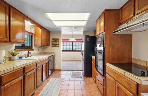 Taylor Ranch House | Casa Herradura: Desert Charm Near Petroglyph Trails, in Albuquerque's Westside.