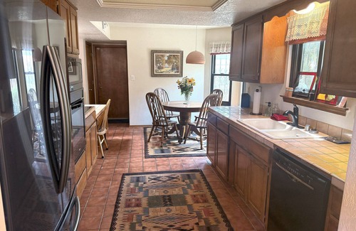Taylor Ranch House | Casa Herradura: Desert Charm Near Petroglyph Trails, in Albuquerque's Westside.
