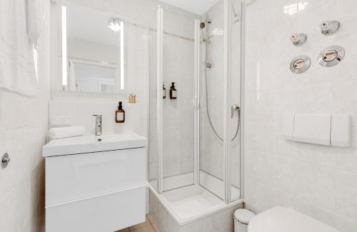 Miesbach Apartment | Casa Hirsch - Zentral, Bergblick, TV, Nespresso