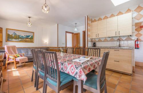 Barrio de la Vega House | Casa Hitos