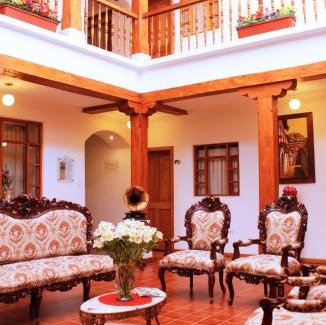 Quito Historic Center Hotel | Casa Hotel Las Plazas