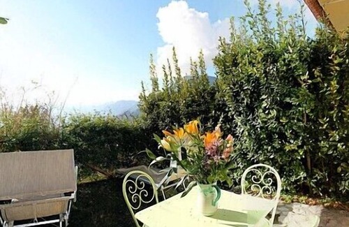 Nocelle House | Casa Ilnira D: A bright and sunny apartment in a quiet position, located on a hillside above the sea, with Free WI-FI.