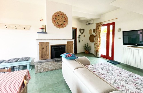 Baratili San Pietro House | Casa Incantevole Vicino al Mare