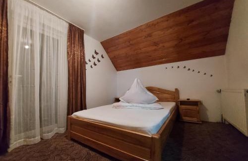 Poiana Marului House | Casa Ioana