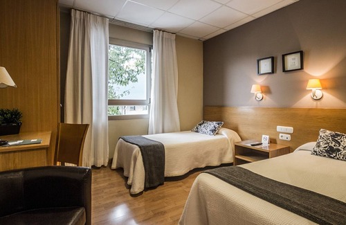 Burlada Hotel | Casa Jacinto Pamplona