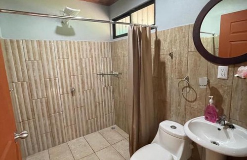 San Isidro de El General House | Casa Jade PZ