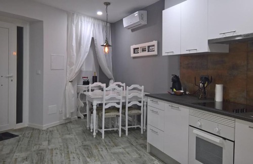 Setubal House | Casa Janelas da Fonte Nova