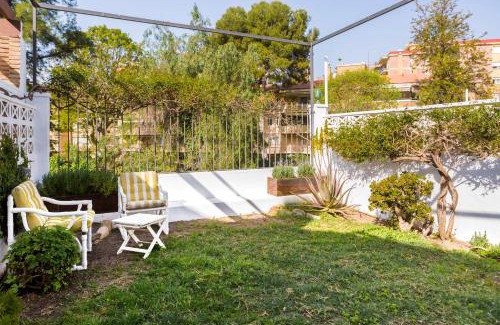 Malaga-Este House | Casa Jardín - residential area -free parking outdoor- Málaga Este