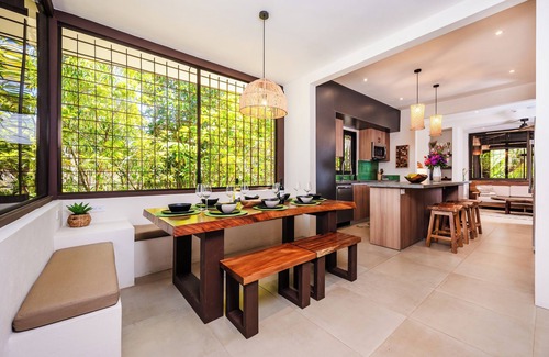 Junquillal House | Casa Juliana: Beautifully renovated Villa in Jan '25 with pool steps from beach