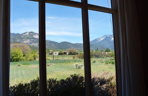Arroyo Seco House | Casa Kachina and Guest House in Beautiful Los Altos Great Mountain Views