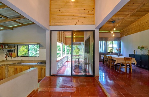 Abreu House | Casa Kafe cabrera