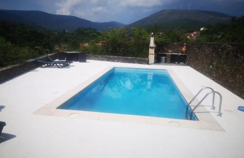 Castanheira de Pera Villa | Casa Kika e Noelle