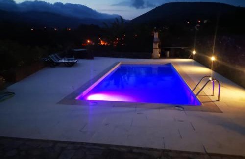 Castanheira de Pera Villa | Casa Kika e Noelle