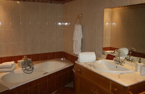San Esteban Del Valle House | Casa La Cuesta