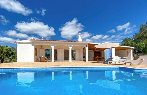 Benatrite Villa | Casa La Paz, trendy home of peace.