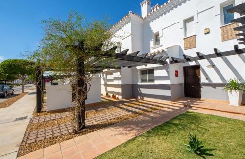 Roldan House | Casa La Torre