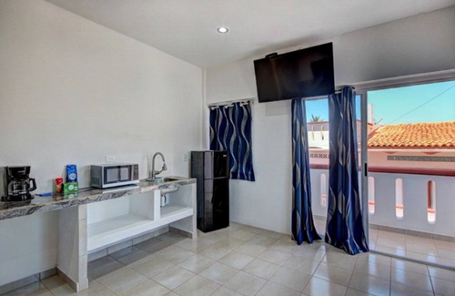 Los Ayala House | Casa las Mariposas Bungalows 4