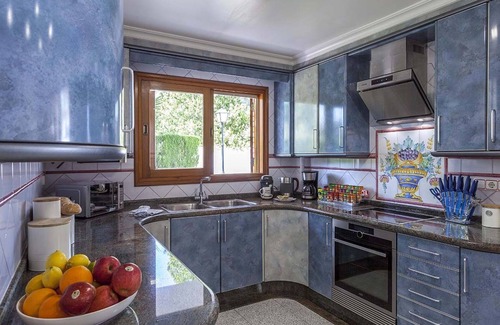 Serra Apartment | CASA LATEL (Villa with pool and garden)