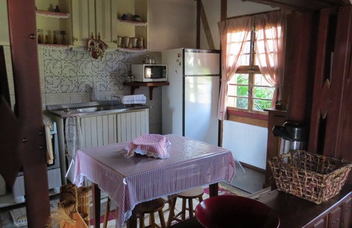 Portico House | Casa Lermen; Enjoy a property that refers to the history of Gramado.