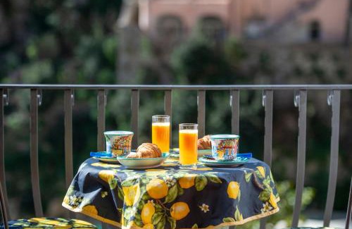 Positano City Centre Apartment | Casa Leucosia, Positano centro