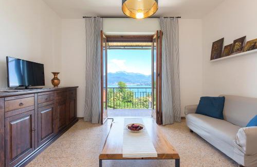 Stresa Apartment | Casa Lilla - Lakeview Large Apartments With Garden Above Stresa
