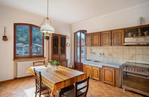 Vessalico Apartment | Casa Lilli