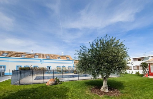 Luz de Tavira Apartment | Casa Lisboa T3 by YHA