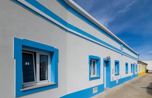 Luz de Tavira Apartment | Casa Lisboa T3 by YHA