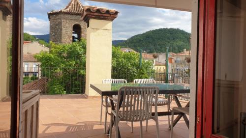 Sant Joan de Les Abadesses Apartment | Casa Lola - Terraza panorámica en el centro del pueblo