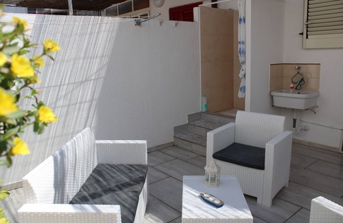 Marina di Novaglie Apartment | "CASA LORY" Lovely APARTMENT 500 meters from the sea. RELAXATION IN TWO WORDS