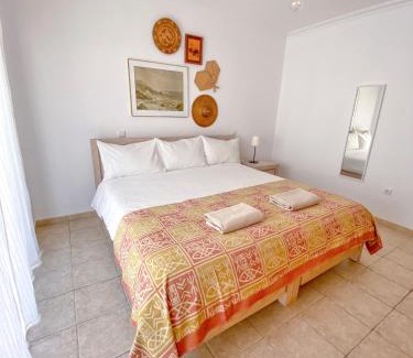 Burgau House | Casa Lua Guesthouse