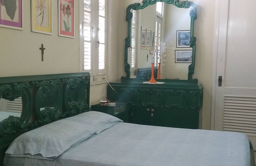 Old Havana Apartment | Casa Luly
