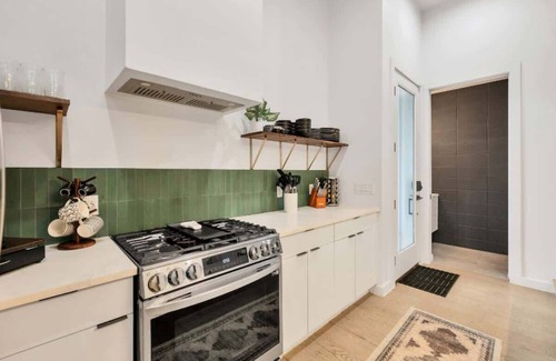 MLK House | Casa Luna-Modern Retreat w/Private Cowboy Pool!