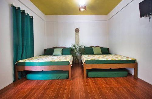 Puerto Galera Cabin | Casa Luntian Lodge and Cafe