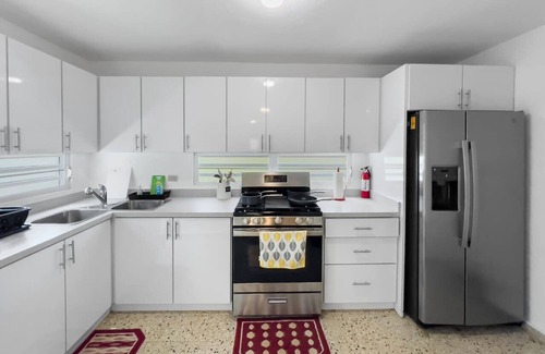 Pitahaya House | Casa Luquillo | Cozy Retreat House W/BBQs & Tub