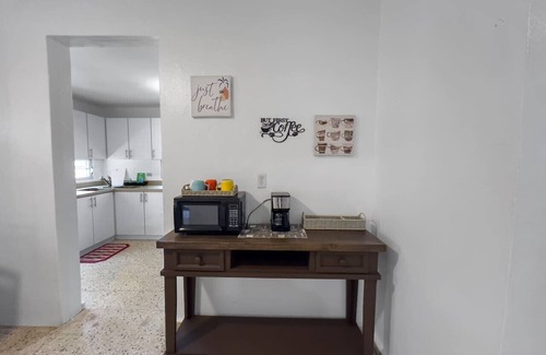 Pitahaya House | Casa Luquillo | Cozy Retreat House W/BBQs & Tub