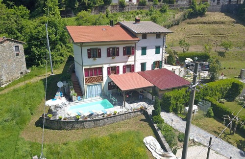Pascoso House | Casa Maresa in Garfagnana with Private Pool, Garten, WIFI & SAT TV
