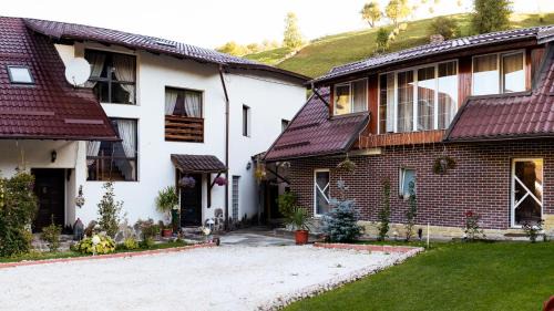 Moieciu House | Casa Maria