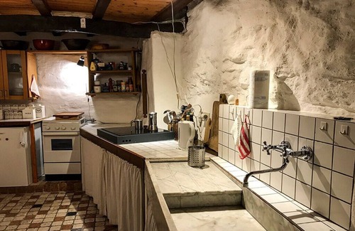 Garlenda House | Casa Marie. Behagliches Casa Rustico, 2 Terrassen