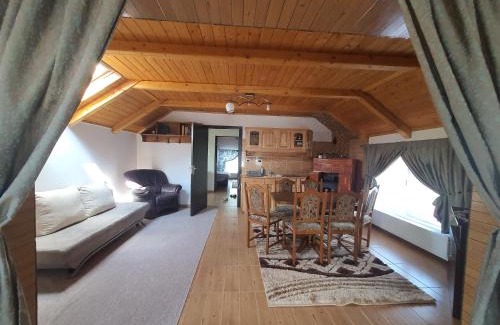 Borsa House | Casa Meli