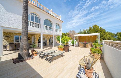 L'Alfas del Pi House | Casa Metro Spaniahome