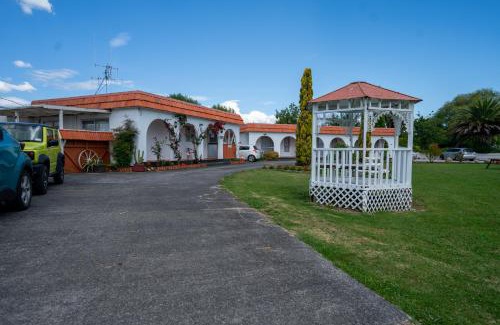 Paeroa Hotel | Casa Mexicana