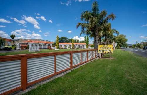 Paeroa Hotel | Casa Mexicana