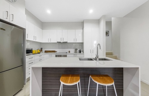 Buderim Villa | Casa Mia Retreat Luxury Family Home on Buderim. Pet friendly.