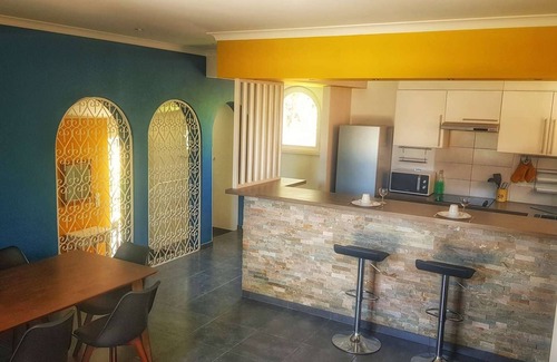 Saint-Roman House | Casa Milesa – Peaceful haven with jacuzzi, parking and vineyard views