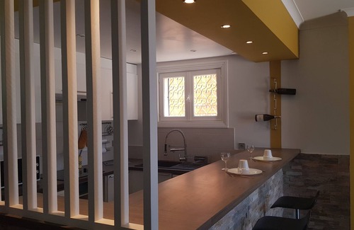 Saint-Roman House | Casa Milesa – Peaceful haven with jacuzzi, parking and vineyard views