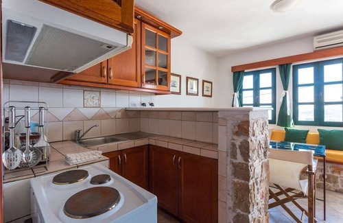 Votsi Apartment | Casa Milos Studio Sea view 190m to the sea