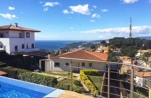 Lloret de Mar Apartment | Casa Molinero – Apartment with heated pool, private terrace & dogs welcome