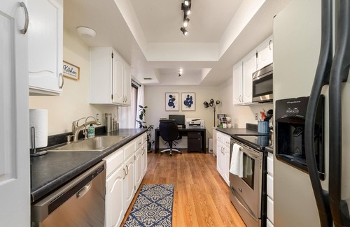 Paradise Valley Village Condo | CASA MONTE-Anasazi Village-2 bed, 2 bath, 3rd floor